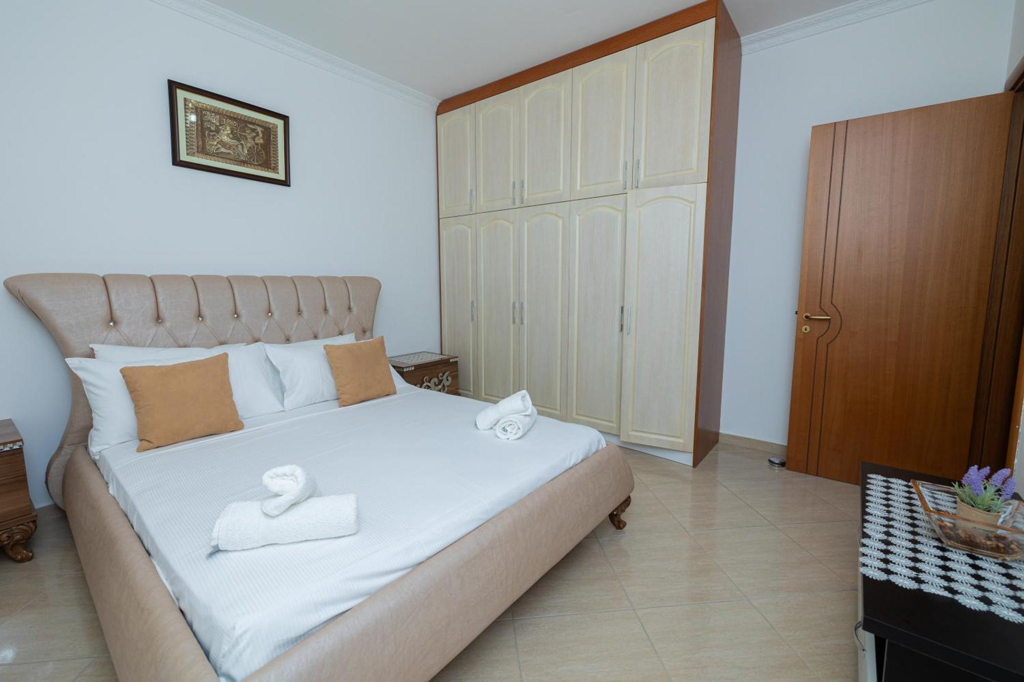 Vlorë Lucas Apartments Rental מראה חיצוני תמונה
